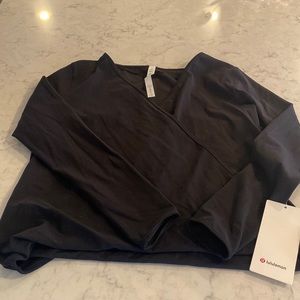 NWT LS Full Freedom Black Lululemon shirt